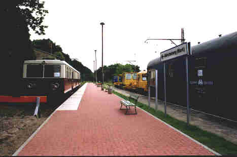 sanierter Bahnsteig
